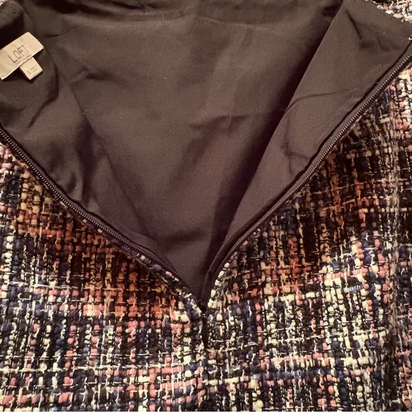 LOFT Multi-Color Mini Pencil Skirt - Picture 7 of 11